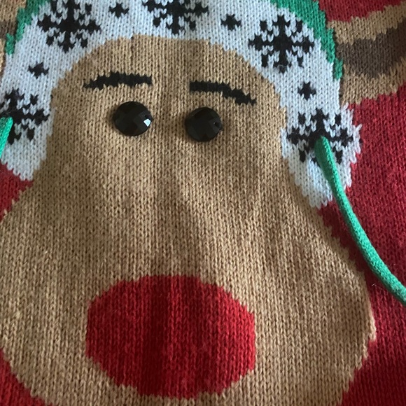 Christmas Sweater - Picture 11 of 11